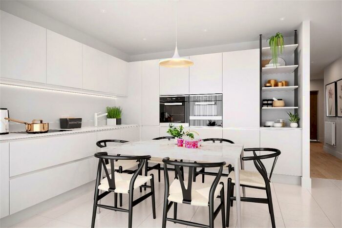 3 Bedroom Semi-Detached House To Rent In Winterbourne Drive, Silkash, Westhoughton, Greater Manchester, BL5