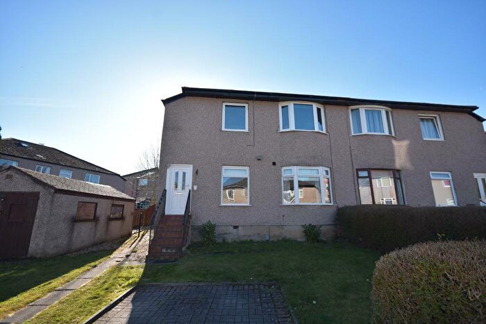 2 Bedroom Flat To Rent In Newcroft Drive, Castlemilk, Glasgow, G44