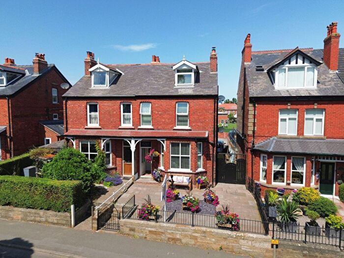 4 Bedroom Semi-Detached House For Sale In Coast Guesthouse, Prospect Hill, YO21