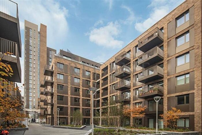 2 Bedroom Apartment To Rent In Fusion Apartments, Deptford, SE14