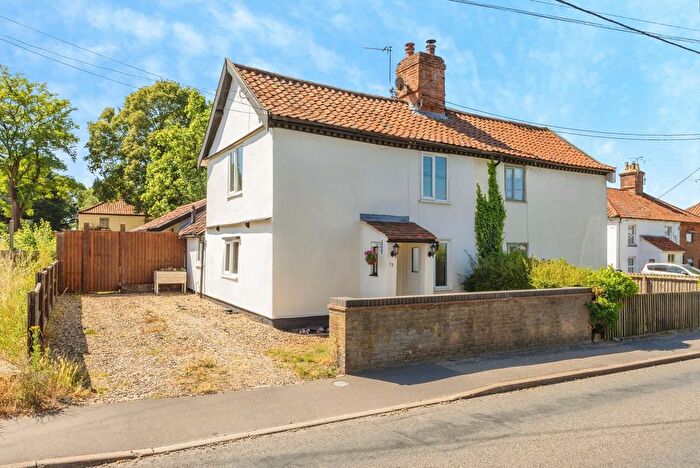 3 Bedroom Semi-Detached House For Sale In Brandon Road, Watton, Thetford, Norfolk, IP25