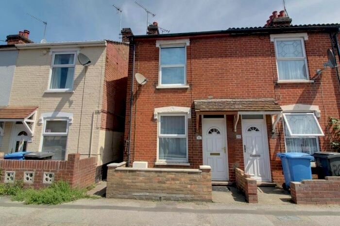 3 Bedroom End Of Terrace House To Rent In Bramford Lane, Ipswich, IP1