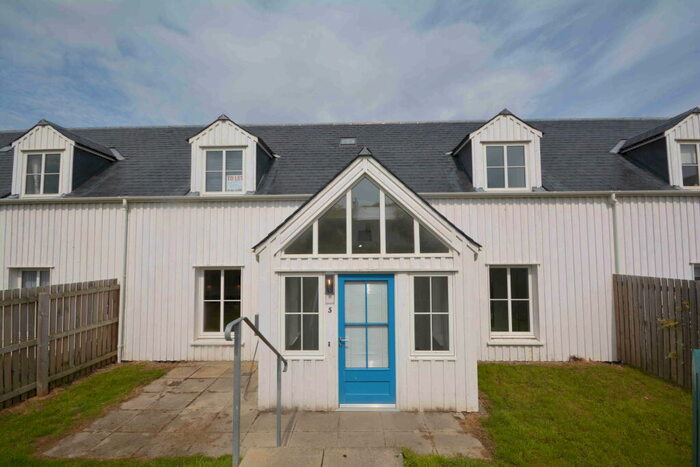 3 Bedroom Terraced House To Rent In St Columbas Way, Tornagrain, Inverness, IV2