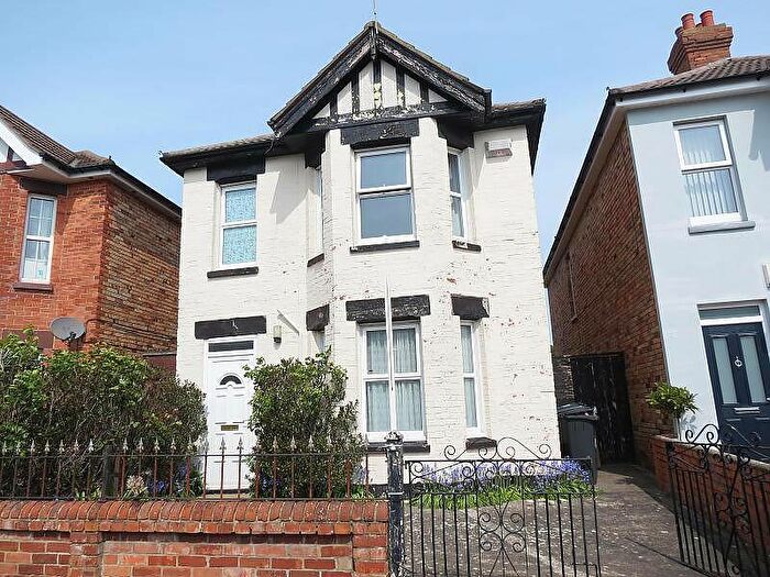 4 Bedroom House To Rent In Bedroom Semi Detached House In Charminster, BH8