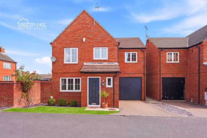 3 Bedroom Detached House For Sale In Powell Court, Farnsfield, NG22