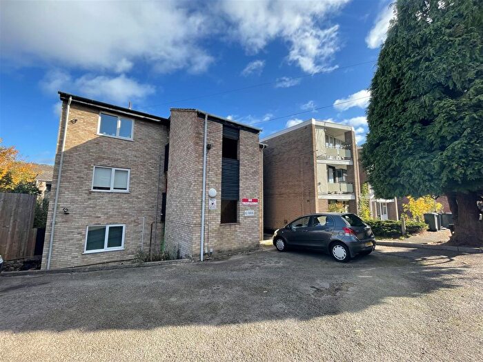 1 Bedroom Flat For Sale In Pollard Court, Stoneygate, LE2
