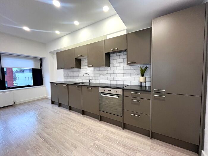 2 Bedroom Apartment To Rent In Southernhay Gardens, Exeter, EX1