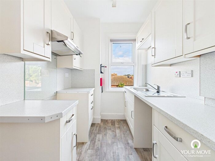 2 Bedroom Flat To Rent In Roxburgh Road, Westgate-On-Sea, Kent, CT8