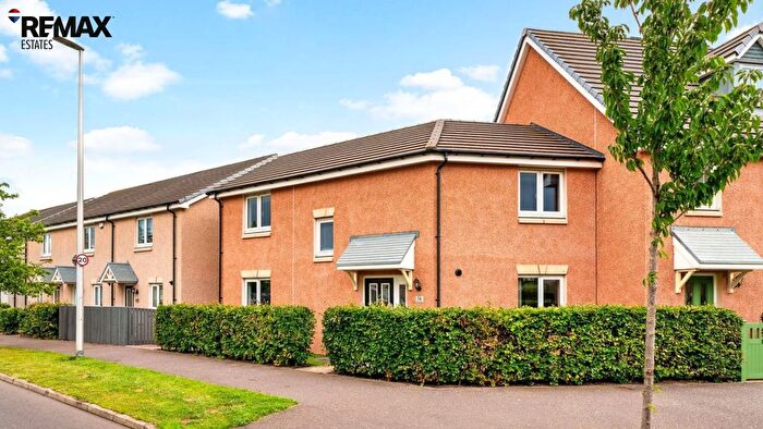 3 Bedroom Semi Detached House For Sale In Moray Way, Musselburgh, EH21
