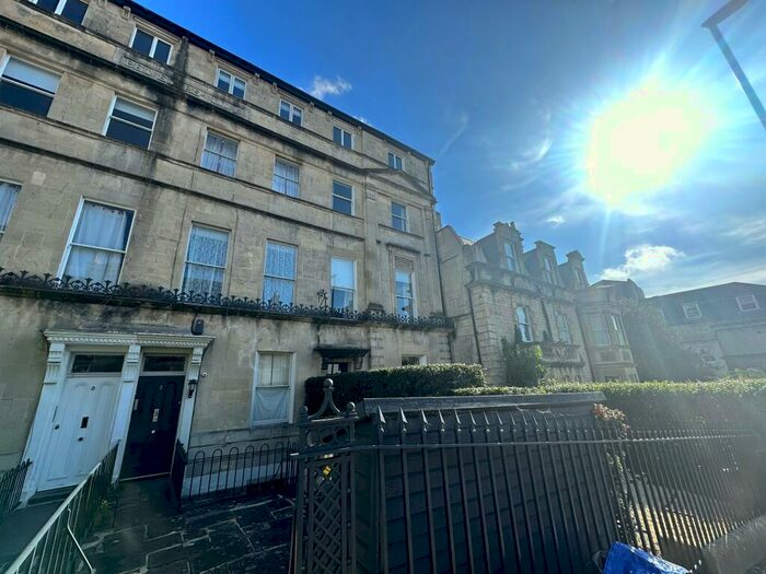 1 Bedroom Flat To Rent In Belvedere Villas, Bath, BA1