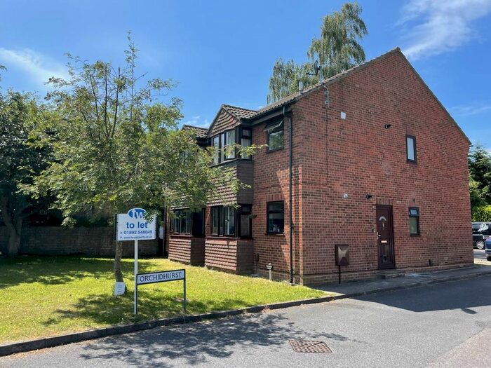 1 Bedroom Flat To Rent In Orchidhurst, Tunbridge Wells, TN2