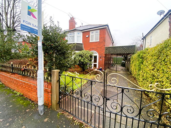 3 Bedroom Semi-Detached House For Sale In Owler Lane, Chadderton, OL9