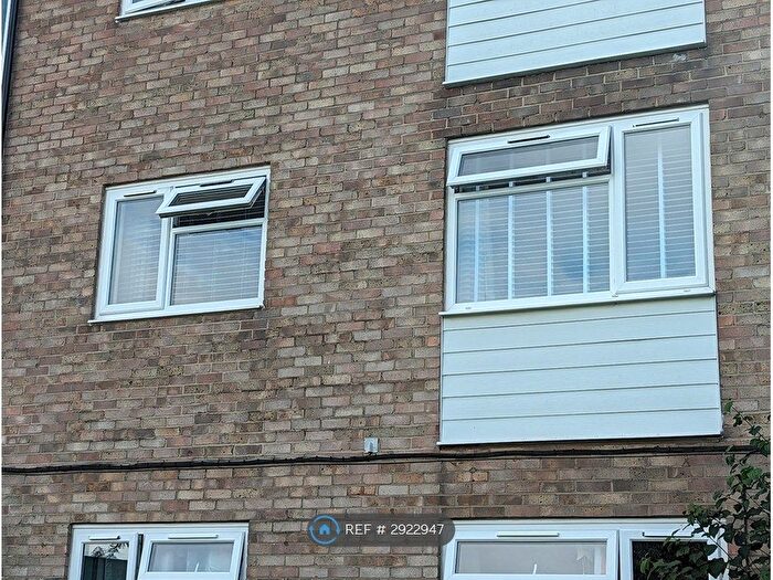 2 Bedroom Flat To Rent In Braintree, Braintree, CM7