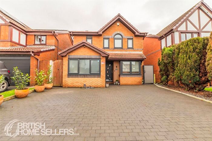 3 Bedroom Detached House For Sale In Simkin Way, Oldham, Greater Manchester, OL8