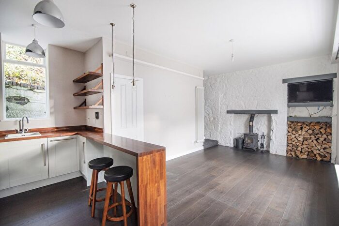 2 Bedroom Cottage To Rent In Coneyhill Road, Bridge Of Allan, FK9