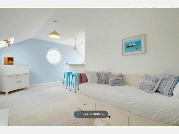 Studio To Rent In Jason Court, West Worthing, BN11