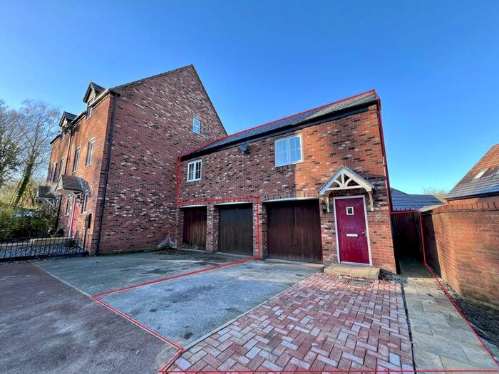 2 Bedroom Coach House To Rent In Bath Vale, Congleton, CW12