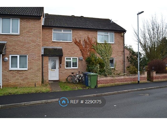 2 Bedroom Terraced House To Rent In Amwell Road, Cambridge, CB4