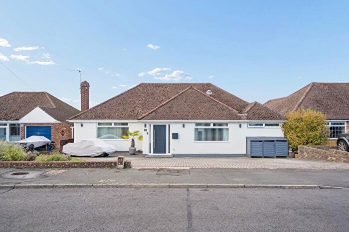 4 Bedroom Detached Bungalow For Sale In Wheatley Way, Chalfont St Peter, Gerrards Cross, SL9