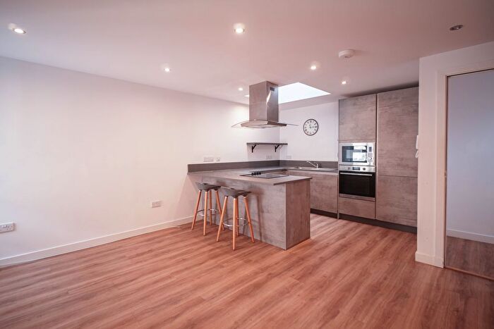 2 Bedroom Flat For Sale In Castle Street, Dundee, DD1