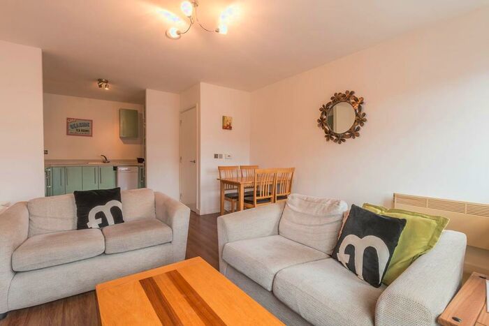 2 Bedroom Apartment To Rent In Kenyon Forge, Kenyon Street, B18