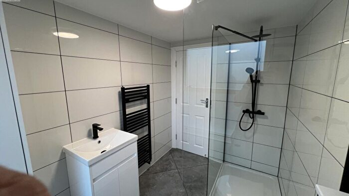 1 Bedroom Flat To Rent In C Limes Grove, London, SE13