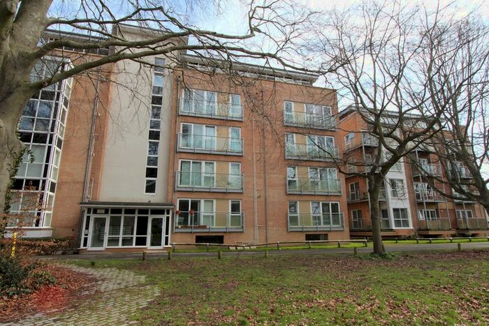 1 Bedroom Flat To Rent In Suttones Place, Southampton, SO15