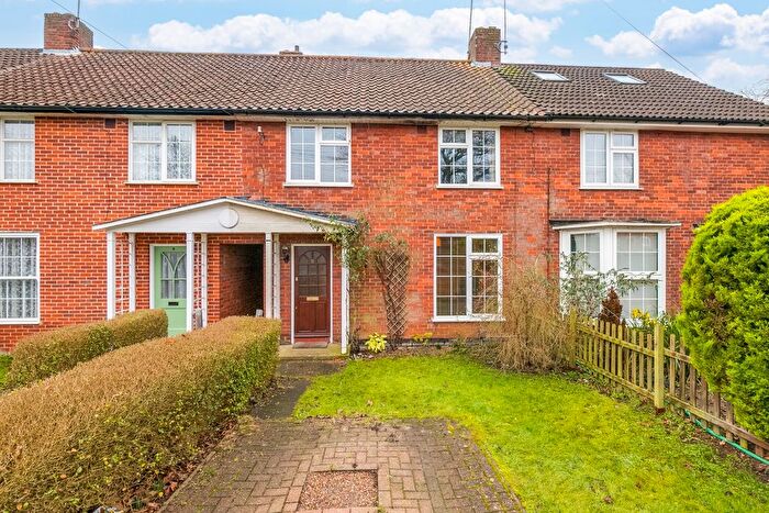 3 Bedroom Terraced House For Sale In Sandpit Road, Welwyn Garden City, Hertfordshire, AL7