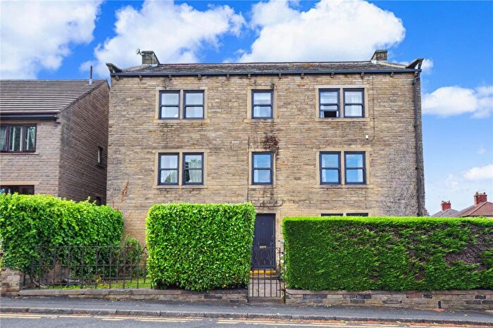 2 Bedroom Apartment For Sale In Osbourne Court, Back Lane, Bramley, Leeds, LS13