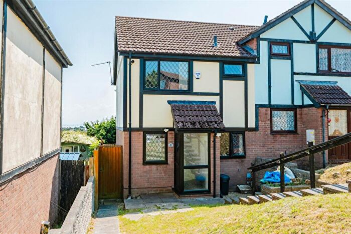 3 Bedroom Semi-Detached House For Sale In Columbus Close, Barry, CF62