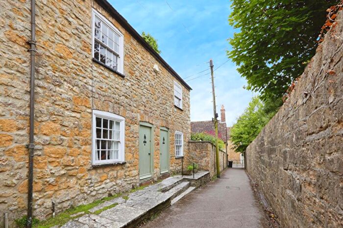 4 Bedroom Cottage For Sale In Finger Lane, Sherborne, DT9