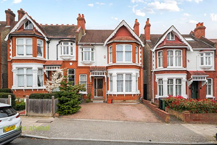 5 Bedroom Semi Detached House For Sale In Copley Park, London, SW16