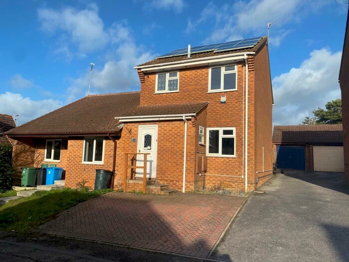 3 Bedroom House To Rent In Chalbury Close, Canford Heath, BH17