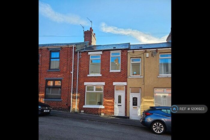 3 Bedroom Terraced House To Rent In Bircham Street, Stanley, DH9
