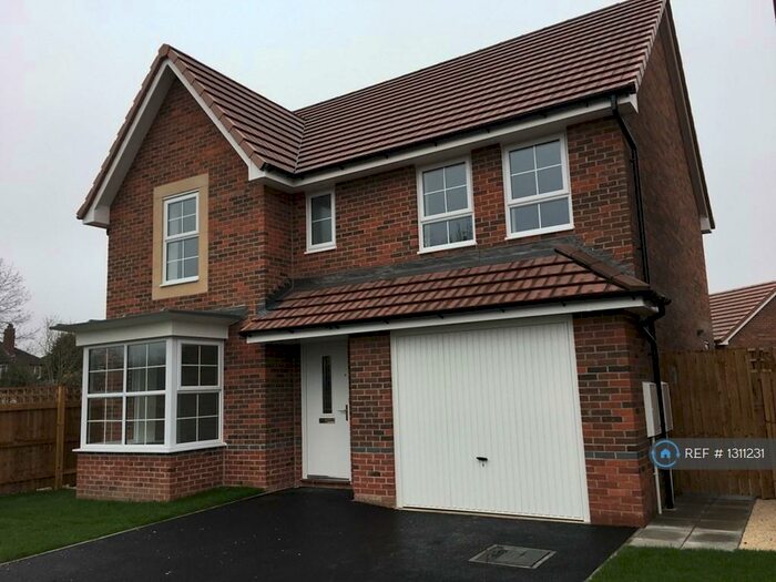 4 Bedroom Detached House To Rent In Rovers Way, Doncaster, DN4