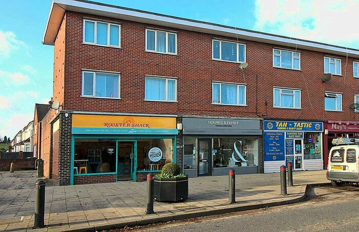 2 Bedroom Flat To Rent In North Lane, Aldershot, GU12