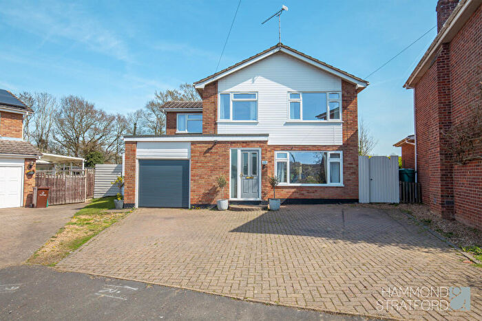 4 Bedroom Detached House For Sale In Elm Grove, Garboldisham, IP22