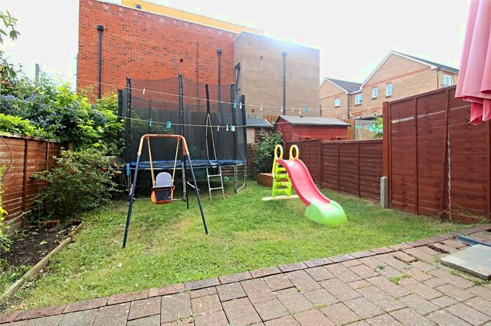 3 Bedroom Property To Rent In East India Way, Addiscombe, Croydon, CR0