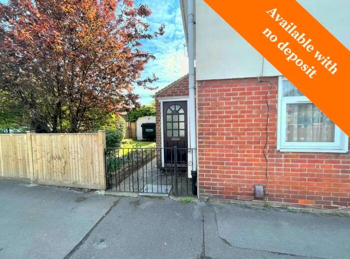 1 Bedroom Flat To Rent In Brockhurst Road, Gosport, PO12