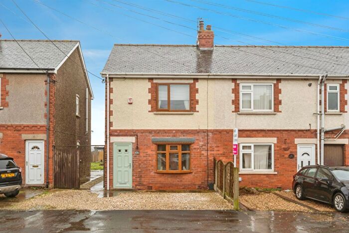 2 Bedroom End Terrace House For Sale In Northlands Road, Winterton, Scunthorpe, DN15