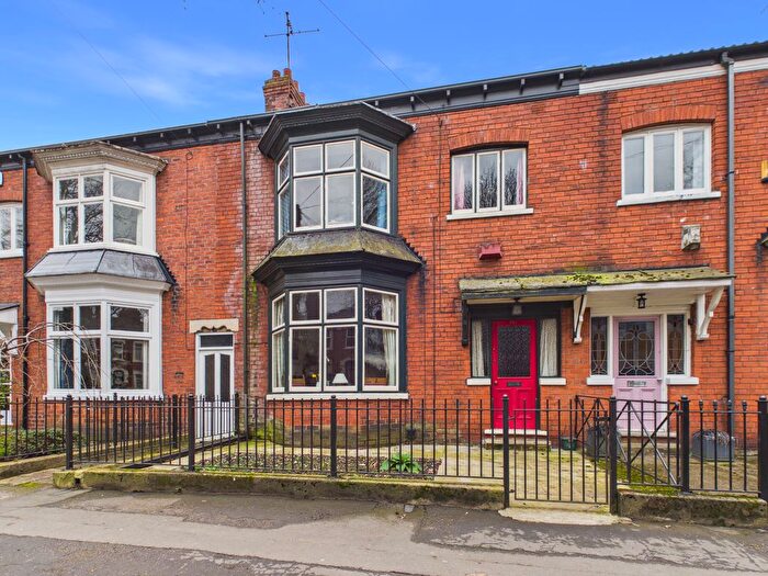 3 Bedroom Terraced House For Sale In Marborough Avenue, Hull, HU5