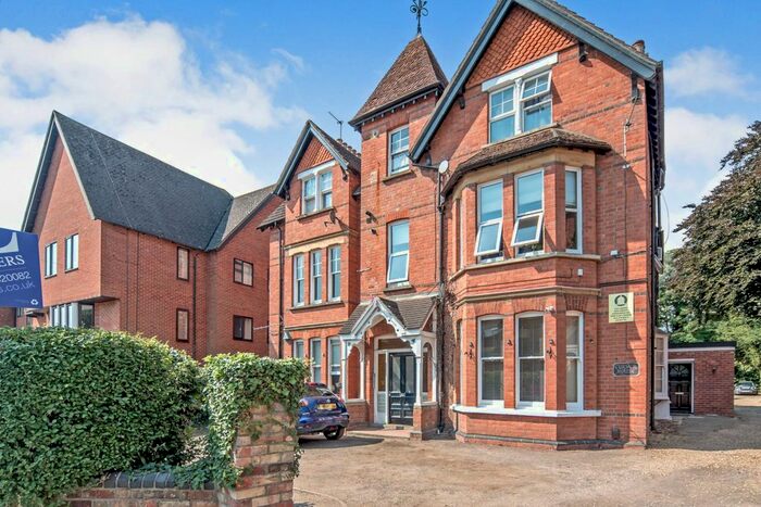 1 Bedroom Flat To Rent In Culver House, Linden Road, MK40