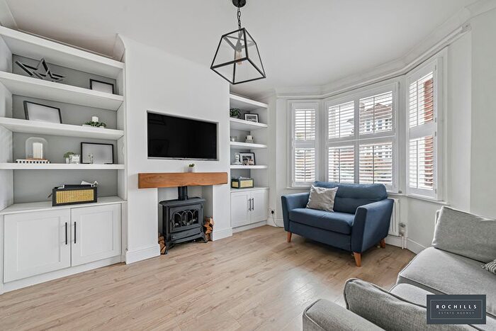 2 Bedroom End Terrace House To Rent In Manor Road, Walton-On-Thames, Surrey, KT12