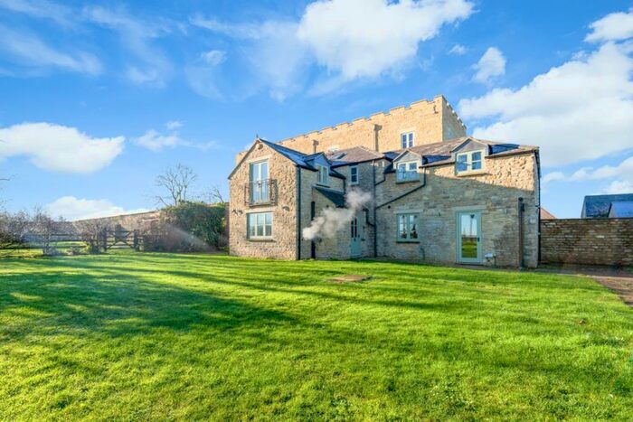 4 Bedroom Farm House To Rent In Tower Farm, Souldern, OX27