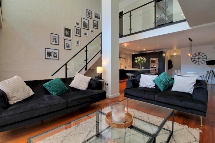 2 Bedroom Flat To Rent In Amazon Lofts, Tenby Street, Jewellery Quarter, B1