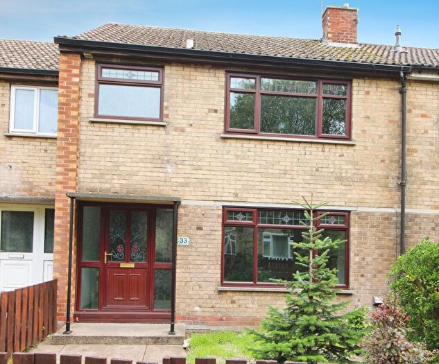 3 Bedroom Terraced House For Sale In St. Albans Close, Scunthorpe, DN17