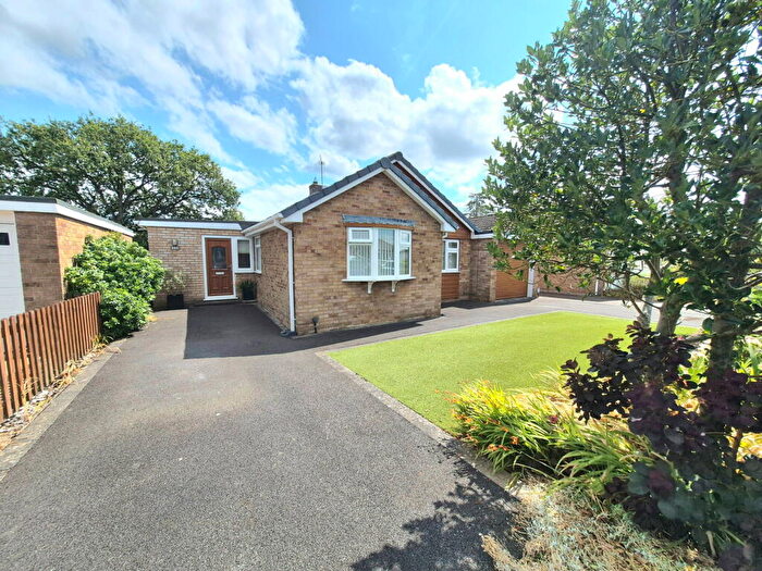 2 Bedroom Detached Bungalow For Sale In Truro Close, Congleton, CW12
