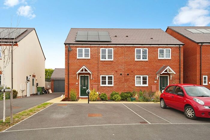 3 Bedroom Semi-detached House For Sale In Littleford Drive, Dursley, Gloucestershire, GL11