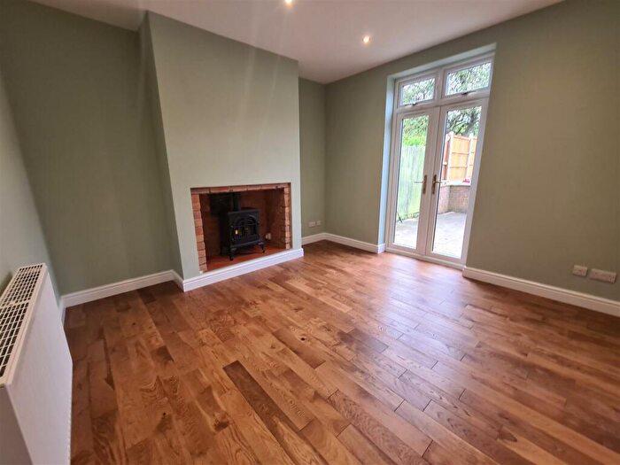 2 Bedroom Semi-Detached House To Rent In Hewell Road, Barnt Green, B45