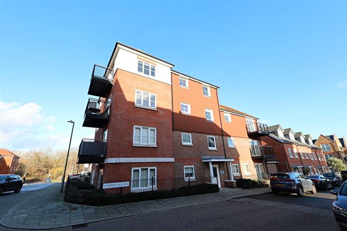 2 Bedroom Flat To Rent In Campion Square, Dunton Green, Sevenoaks, TN14